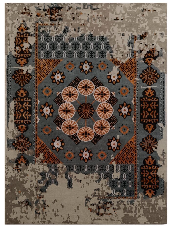 Hand knotted carpet